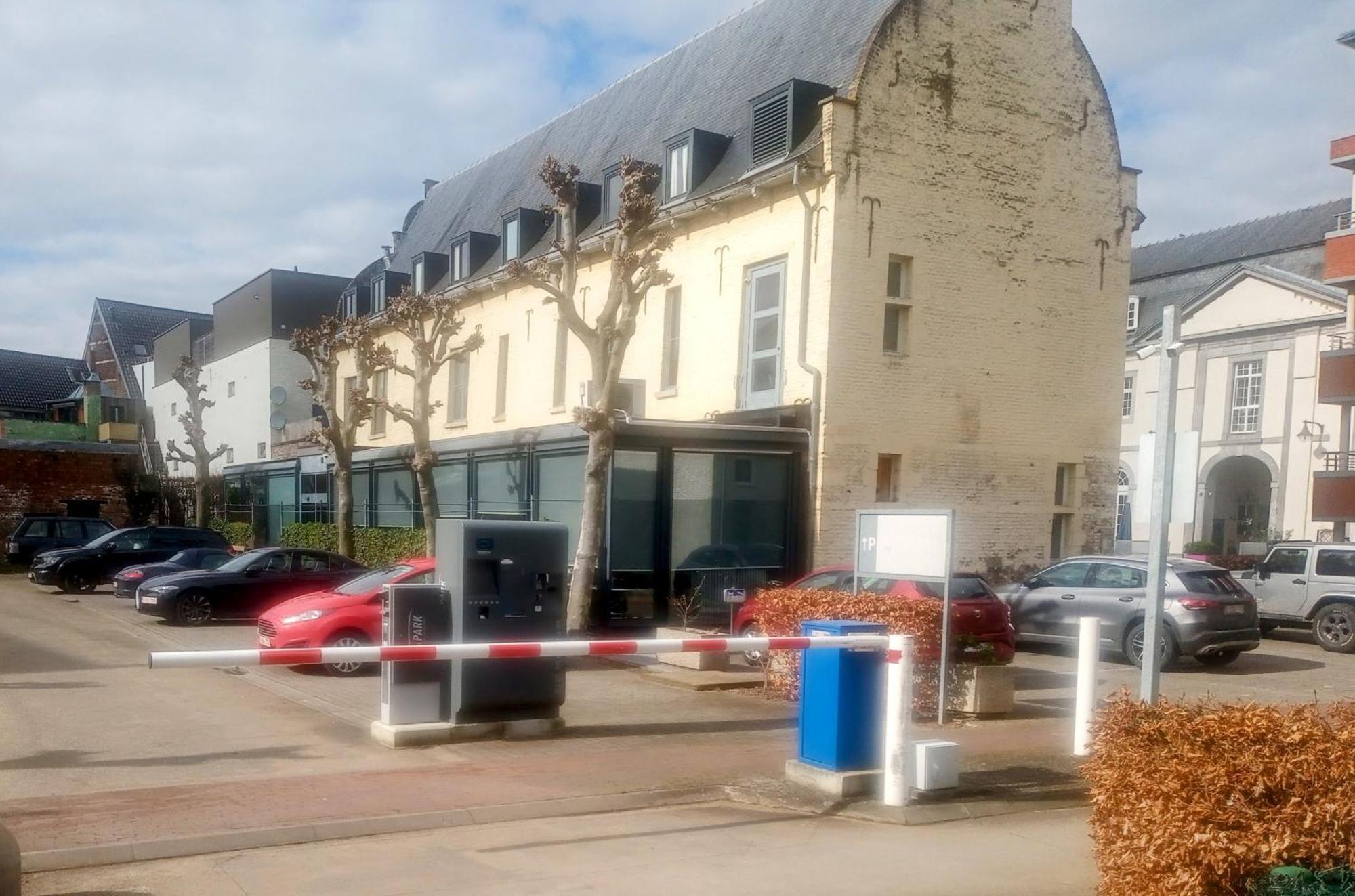 Hotel Kolmojen Sint-Truiden Exterior foto